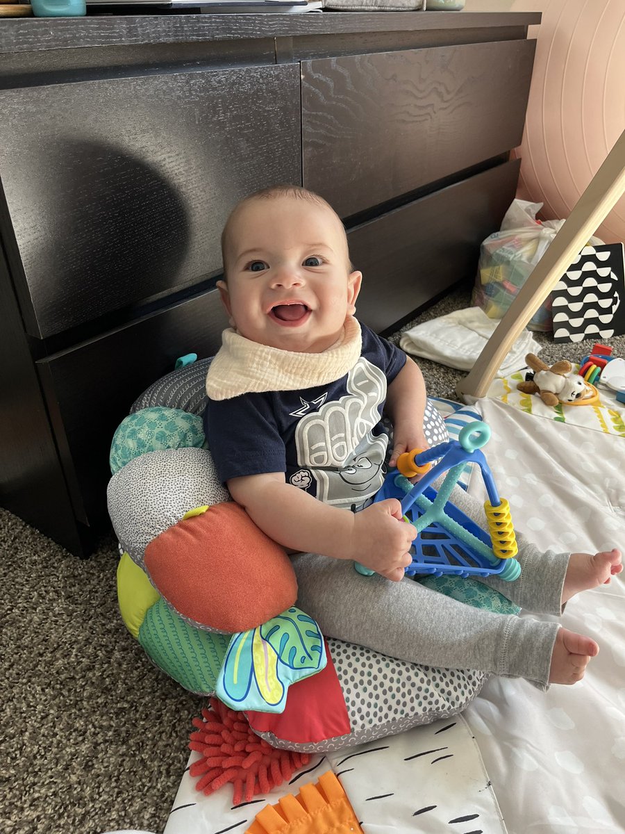 somergrl's tweet photo. Hi Everyone! 

My mommy’s school is having a fundraiser for the Waukee Northwest Vocal Music Boosters and she would LOVE if you supported this group. Check out the link below ⬇️⬇️⬇️

Thanks for considering and Go Wolves!! 💙💙

https://t.co/lxmrmCtnFE https://t.co/8sPlmA5GL2