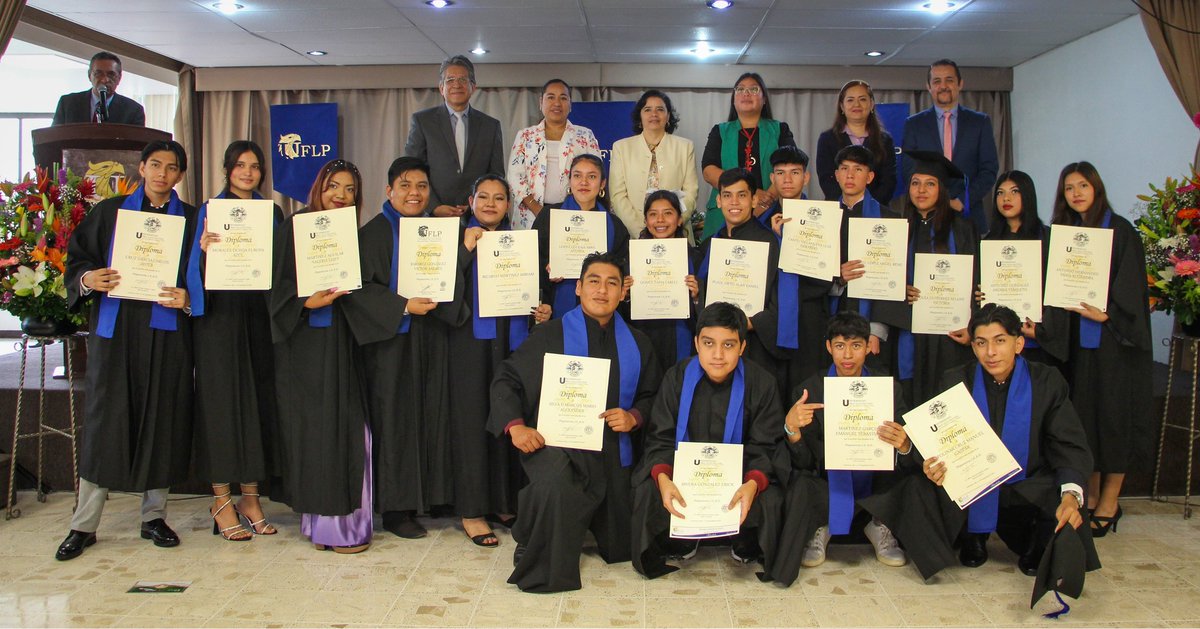 FrayLuca's tweet photo. El pasado viernes 27 se llevó acabo la graduación de los estudiantes de bachillerato general de los Campus Azteca, Olmeca y Cuernavaca.

Muchas felicidades por este logro en su vida.

¡La comunidad de la #UFLP les desea lo mejor!

#graduación2024 #Bachillerato https://t.co/RdDjzmI6wo