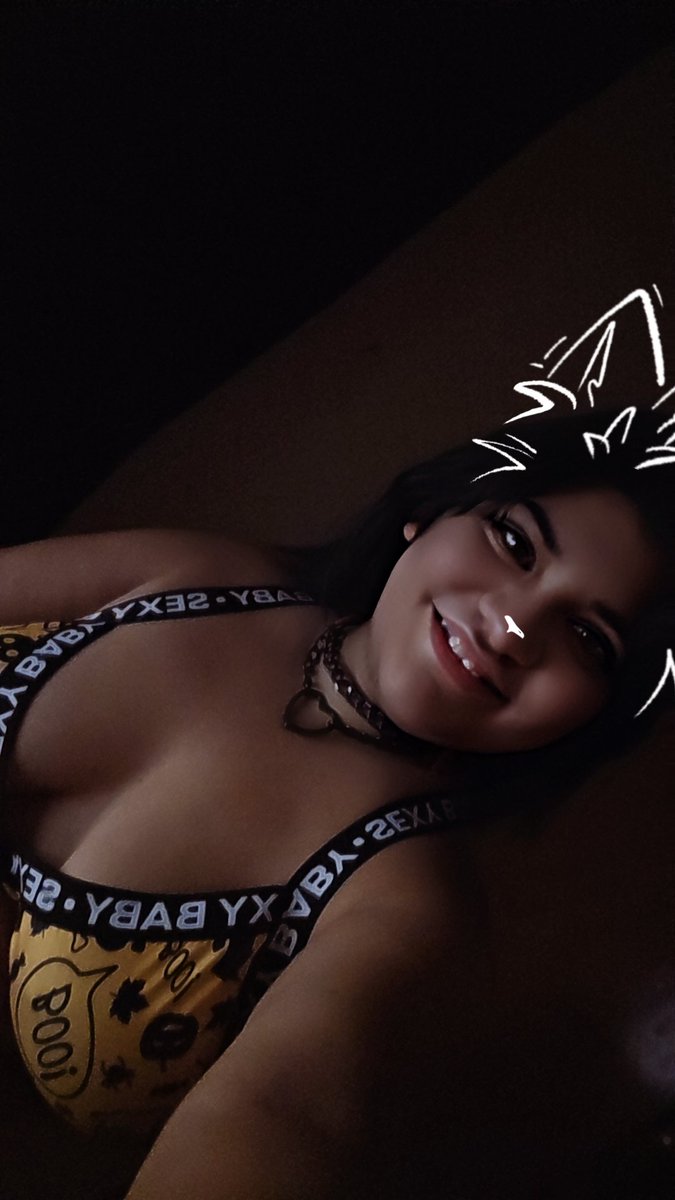 LamentofAngel's tweet photo. Tried on my early birthday present https://t.co/qLcCYFi0No