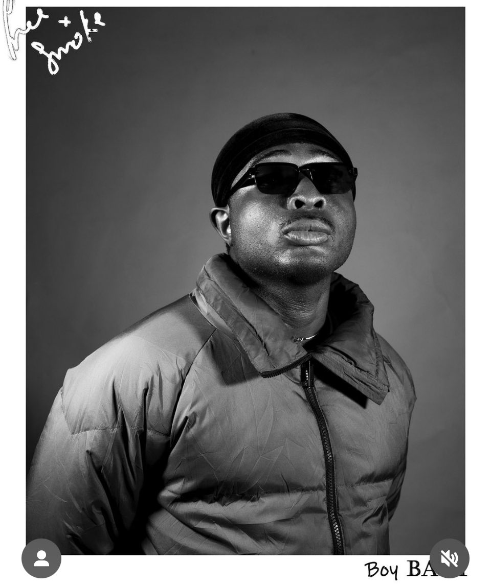 freesmokeradio's tweet photo. #FreeSmokeSession || @boybajii returns with a smooth rendition of
"Pompori", a record off his last two pack. Pompori is available on all streaming platforms, listen, stream and download. https://t.co/7lyHf6Jslk
