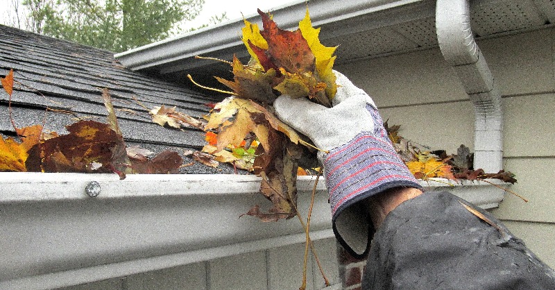 bbbccie's tweet photo. Fall is here, which means colder weather is right around the corner. Get your home winter-ready with BBB’s fall home maintenance checklist.
