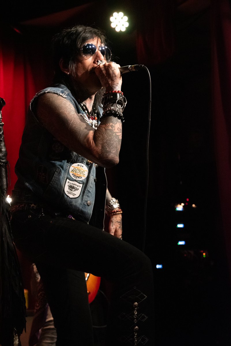 OUT TODAY! Exciting news! This brand-new interview with Tony West is now live! Tony is being featured in the Daily Inspiration section. Click to read it here!  voyagela.com/interview/dail… 

#voyagela #blacklistunion
#PaulCrosbyManagementPCM