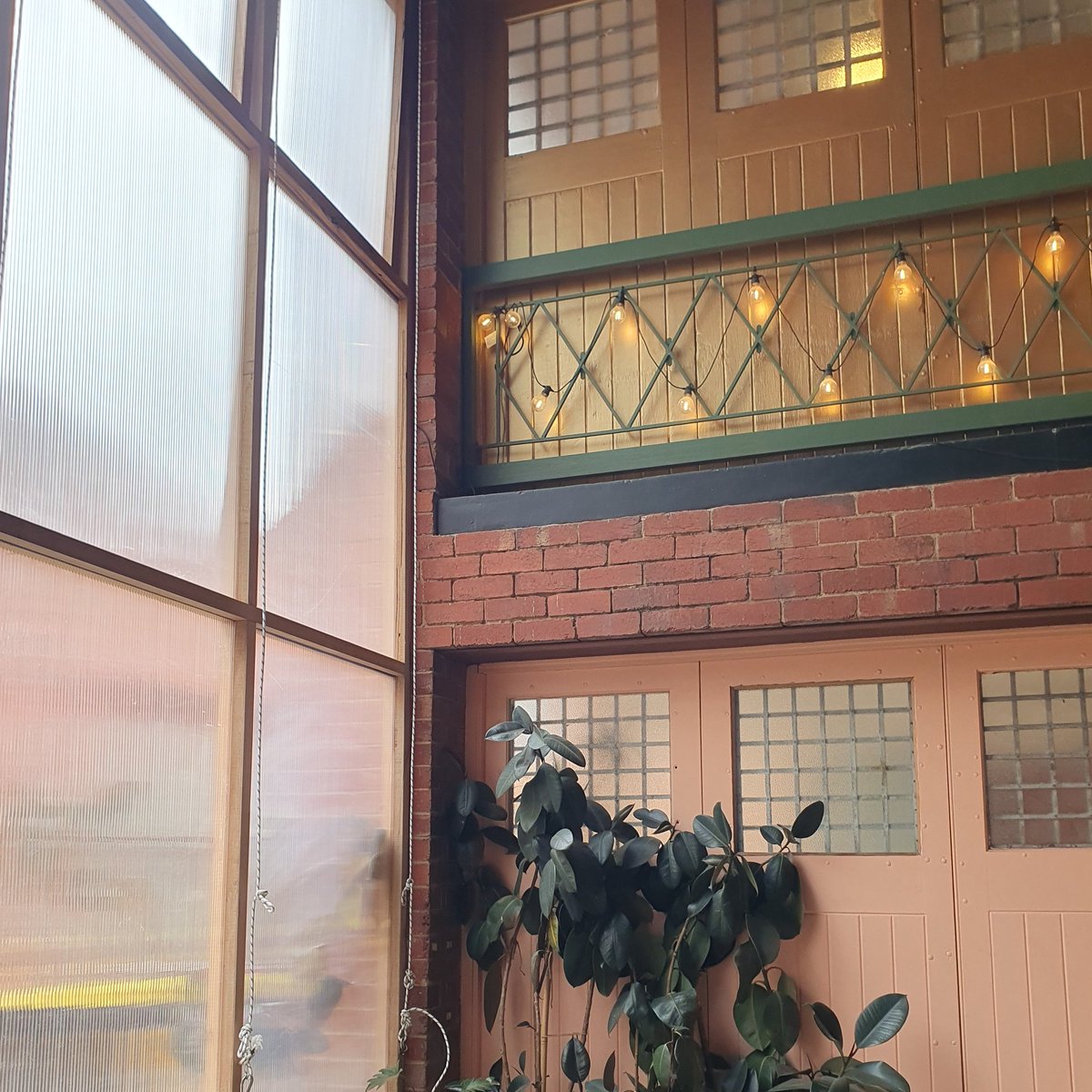 erix ➡️ @oddhours.bsky.social tweet media