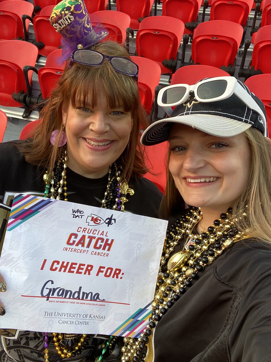 lena_kellogg's tweet photo. #ChiefsVsCancer https://t.co/HyCQk27LxV