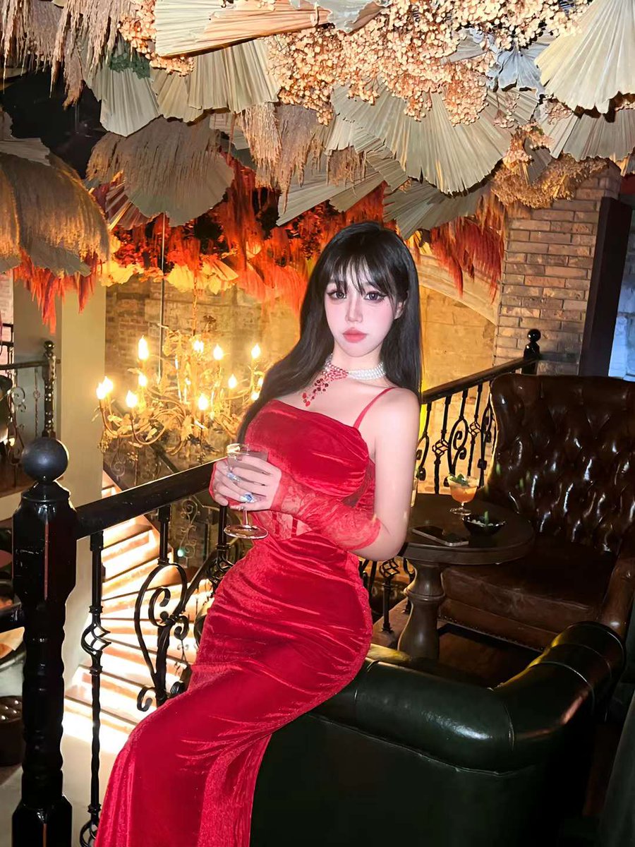 榨精脸母狗，全喷骚逼的脸上 ＃上贡 ＃投稿 ＃曝光 ＃羞辱 ＃骚货 ＃女大 ＃欠操 ＃肉便器