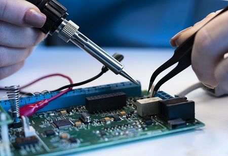 IndiaManuf7618's tweet image. CoEP to offer hands-on training in electronics manufacturing

News: qrcd.org/6xbt

#IndustrialTrainingPrograms #ElectronicsManufacturing #ManufacturingIndustry #MakeInIndia