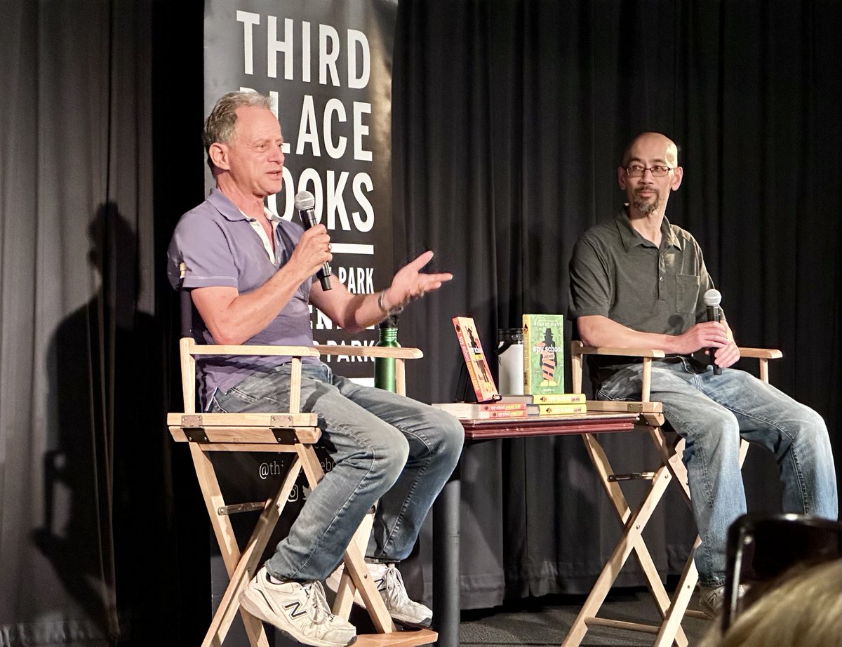 apleewrites's tweet image. I spent the evening at an author event. @AuthorStuGibbs (who I have admired for YEARS) was just as funny and engaging as his books are!