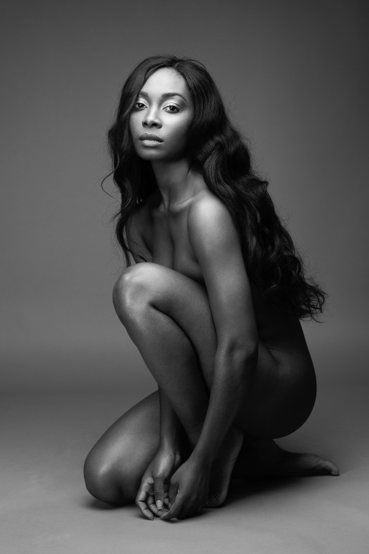 strkng_com's tweet photo. » The queen « Photographer Lampenfieberstudio ★3 #nude #plons #switzerland #strkng #photography #contemporary #bestof https://t.co/gMomUyhZgk https://t.co/t1x5H4z1FU