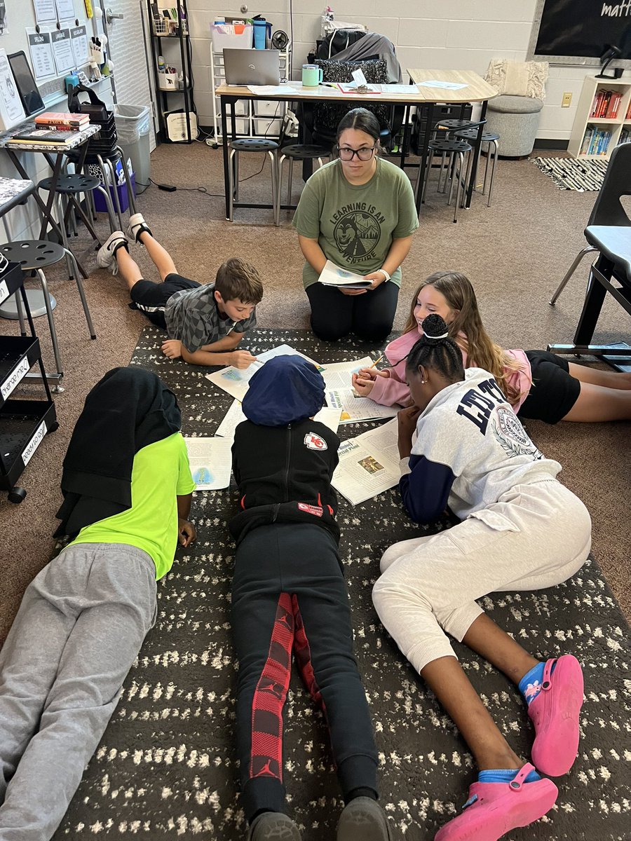 Team Egbert collaborating on creating questions to analyze the text. I’ve never seen kids more excited to group up past 2:00 on a Friday ☺️ #AHL_AVID #TrustyHuskies