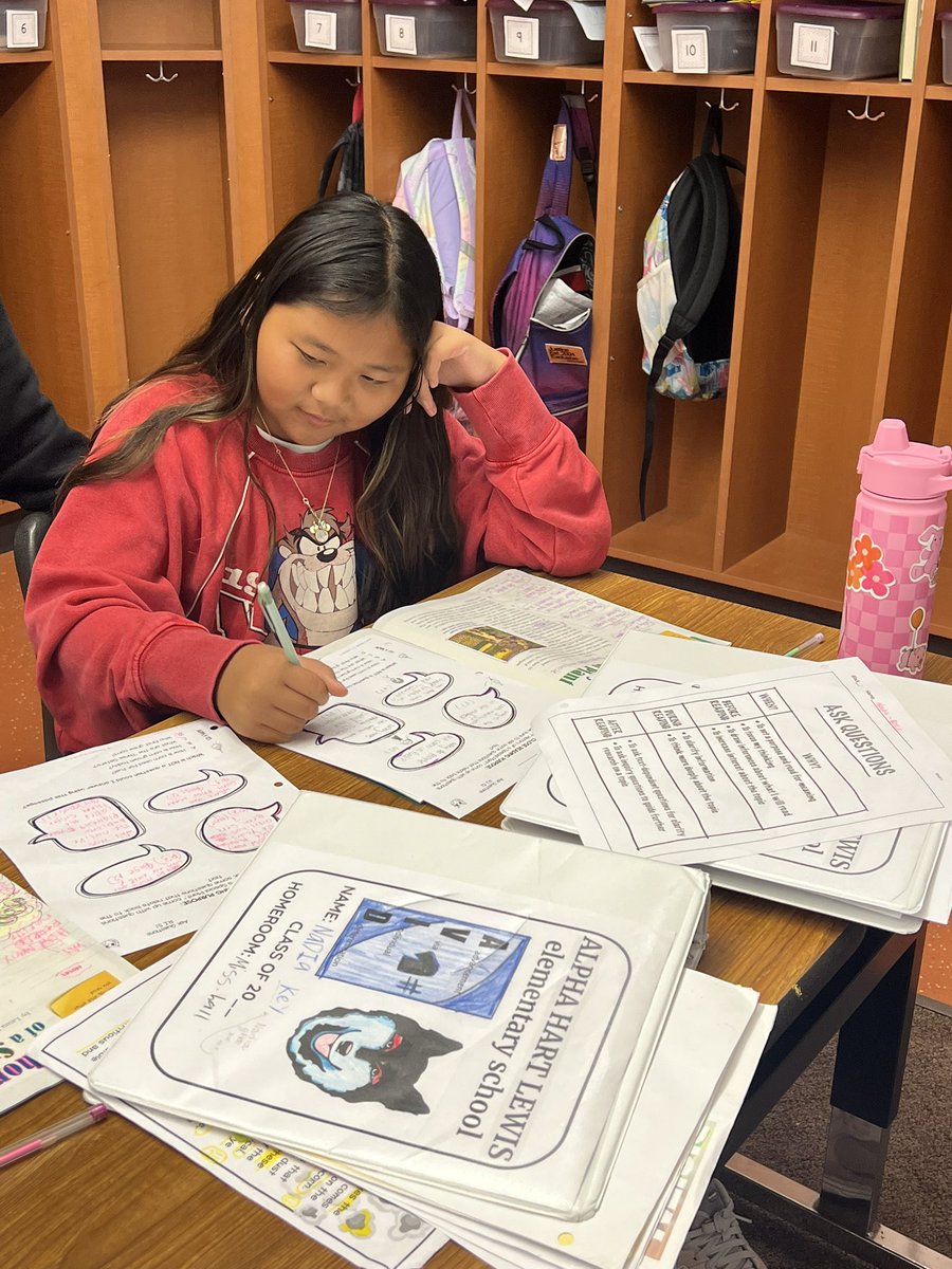 Team Staton huskies don’t shy away from the hard work! Check out the multi-tasking here! #AHL_AVID  #TrustyHuskies