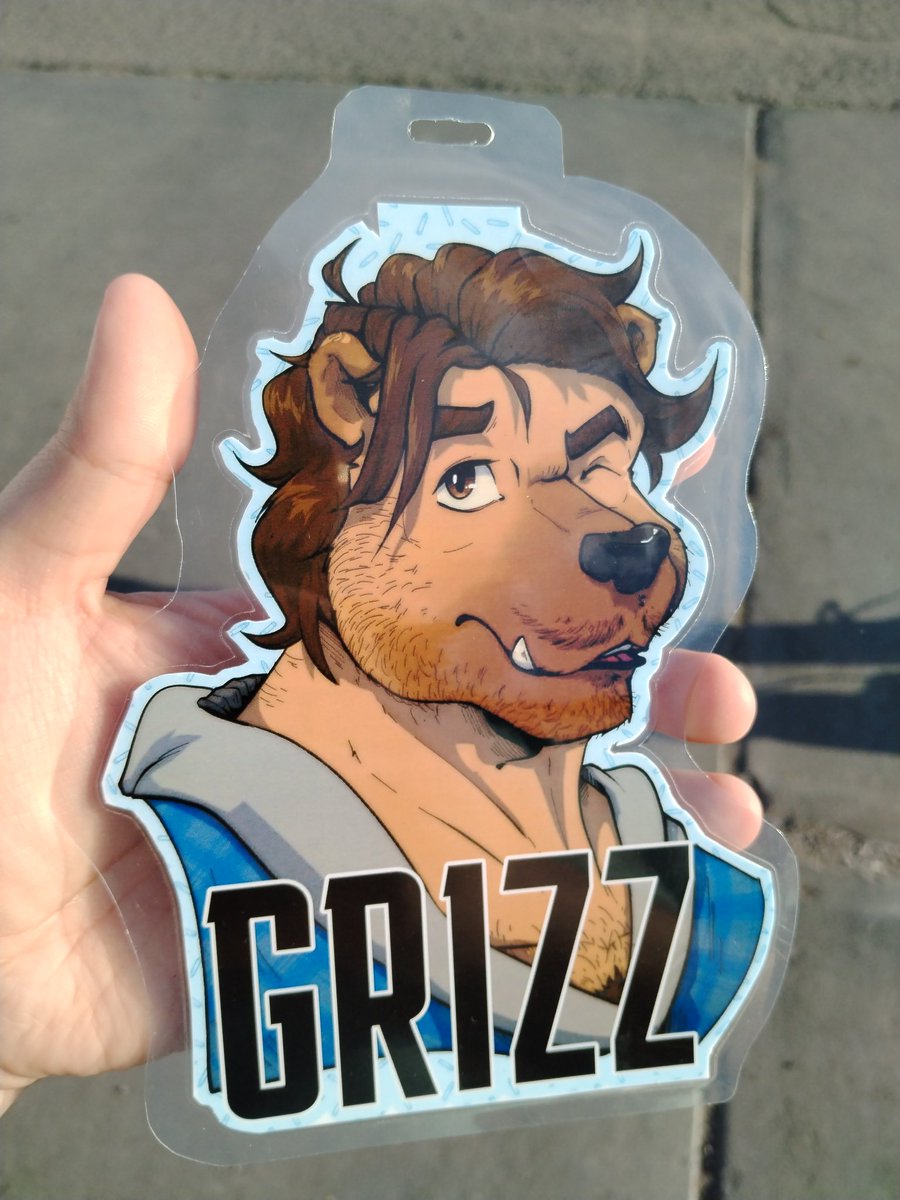Ya tengo mi Badge! Nos vemos en CONFUROR mis amigos peludos!
❤️🐻🐻❤️🐻❤️🐻❤️

Llevaré stickers para compartir el amor de oso 🎁