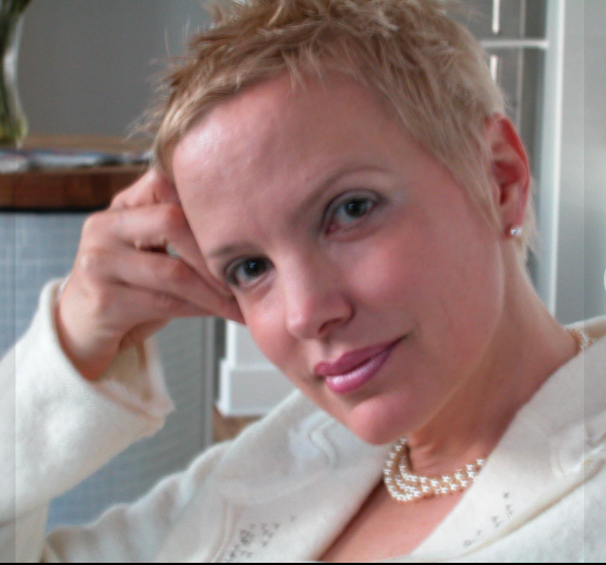 rockframe's tweet photo. RIP my beautiful friend Robin Griffin MacLachlan.  #robingriffin, #womenofvfx, #bestfriends https://t.co/v8v4h7lY6V