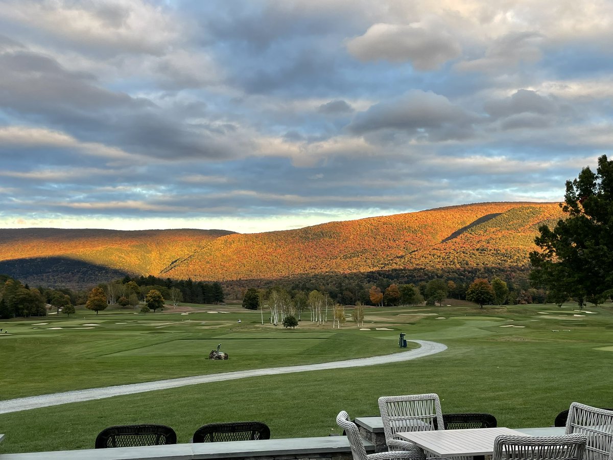 GCSAA_NE's tweet photo. Amazing New England Superintendents Championship today hosted by @Vt_GCSA. Special thanks to Alden &amp; the entire Ekwanok staff for some tremendous hospitality!  Chris Cowan helped put together a very memorable event…and the views were 💯!!  Congrats to @NHGCSA on the win! https://t.co/MzGdUXOzAv