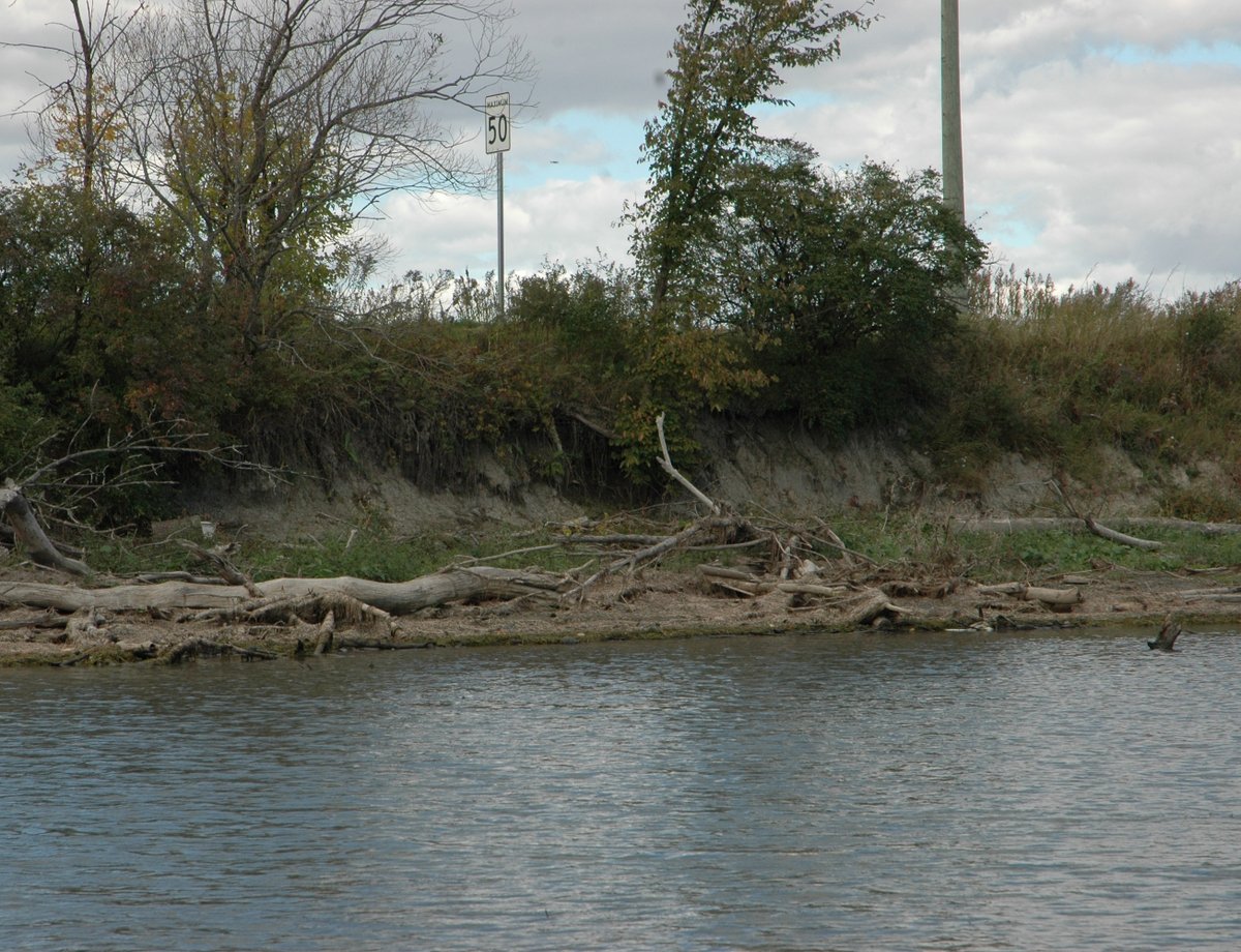 Toute réfection du chemin du Richelieu devra inclure une stabilisation des berges afin que l'investissement ne tombe pas à l'eau.