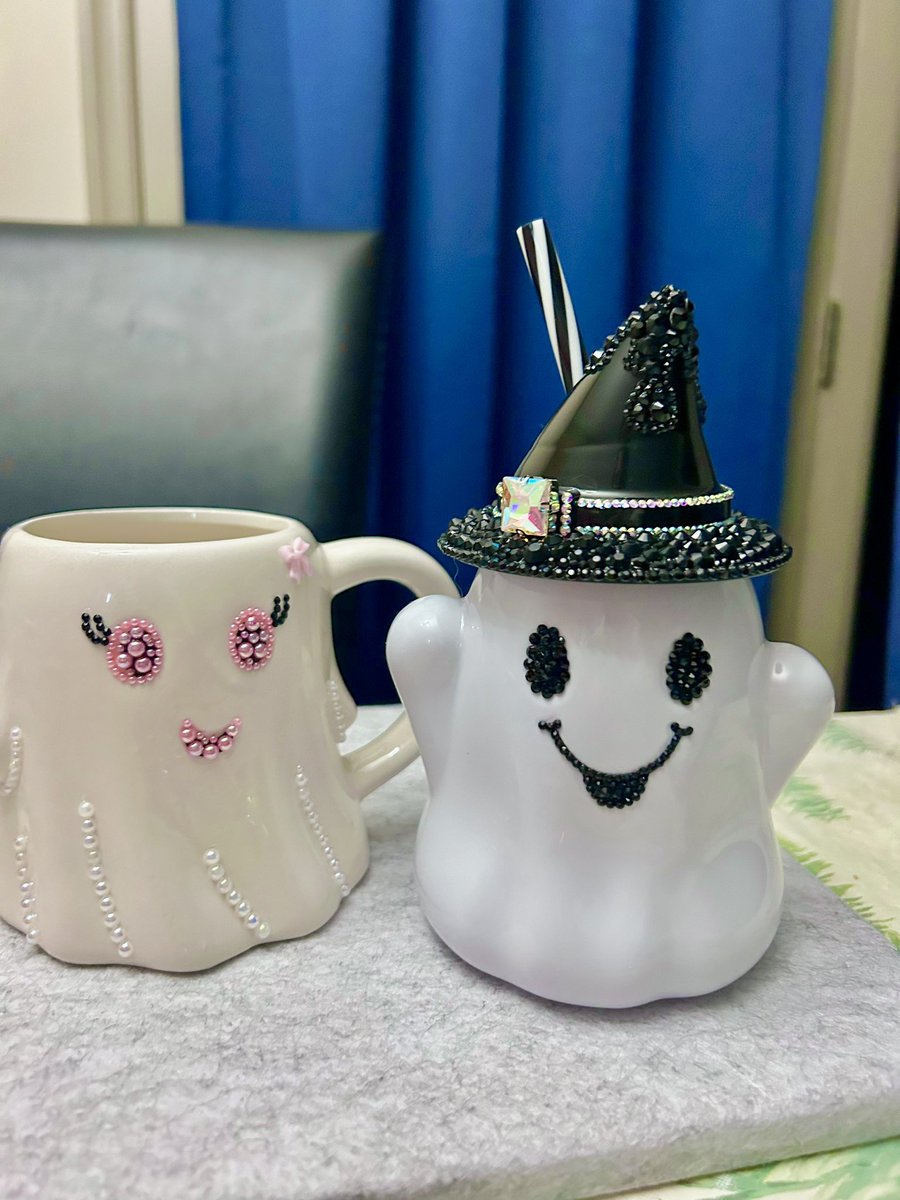 MajorSparkl3's tweet photo. Flash sale! All items need to be sold. MSG me if you want one of these items! https://t.co/Lft8nWRBu1