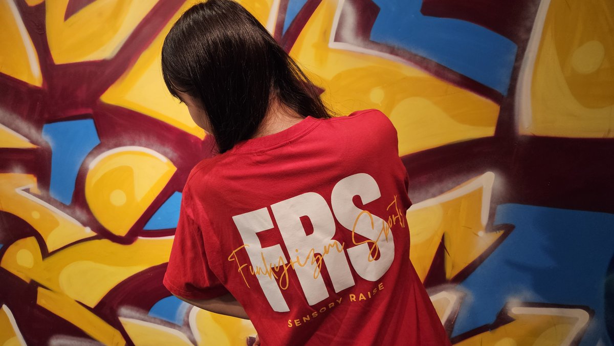 FunkyrizmSports's tweet photo. MUSIC IS WHAT CREATES
#tshirts #Tシャツ #半袖 #HIPHOP #HIPHOPFASHION #ヒップホップ #ヒップホップファッション #ストリートファッション #大きめファッション #ダボダボ #STREETFASHION #ダンス #エクストリームスポーツ #スケボー #BMX #けん玉  #アクロバット #BBOY #BREAKING #ブレイクダンス https://t.co/cUoUo1PC5h
