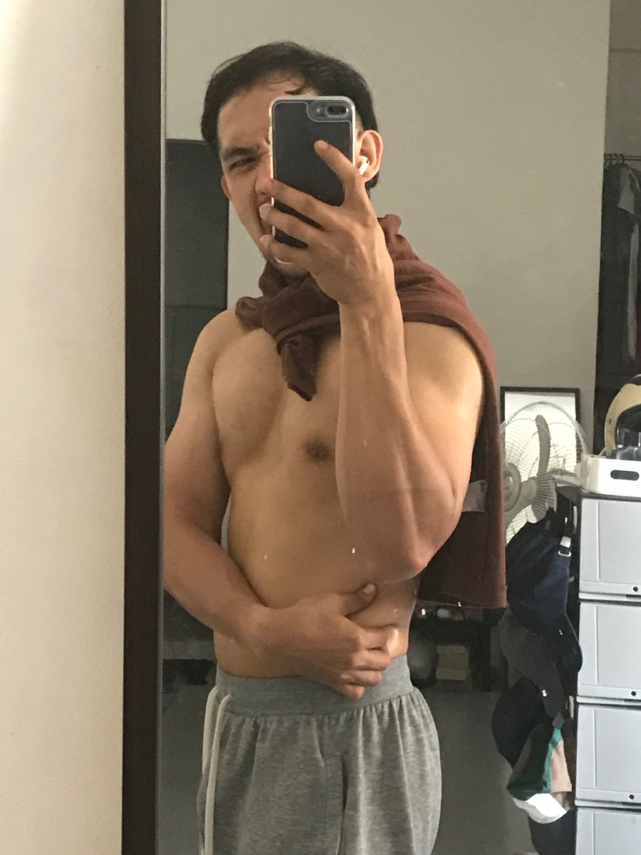 Franz_HL's tweet photo. Hirap mong tanggalin hane? 😩😩😩 https://t.co/iD38aStZO5