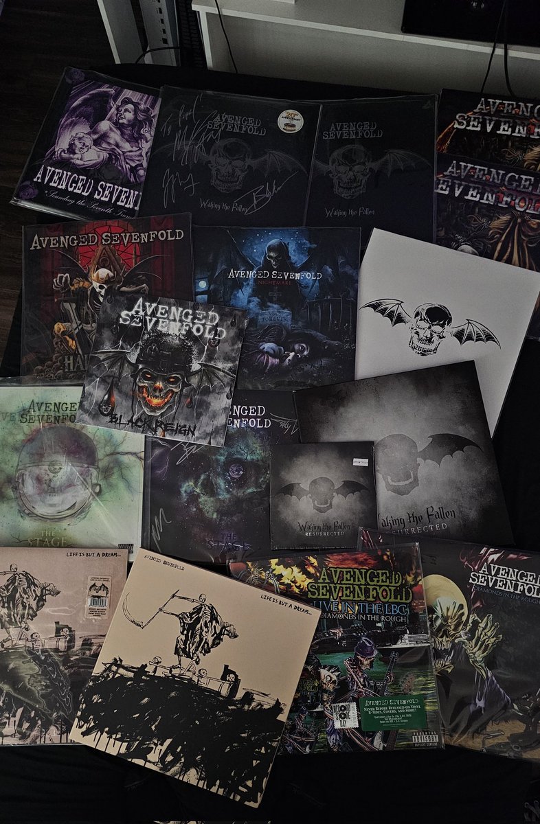 I finally finished collecting all of them.... I think 🤔