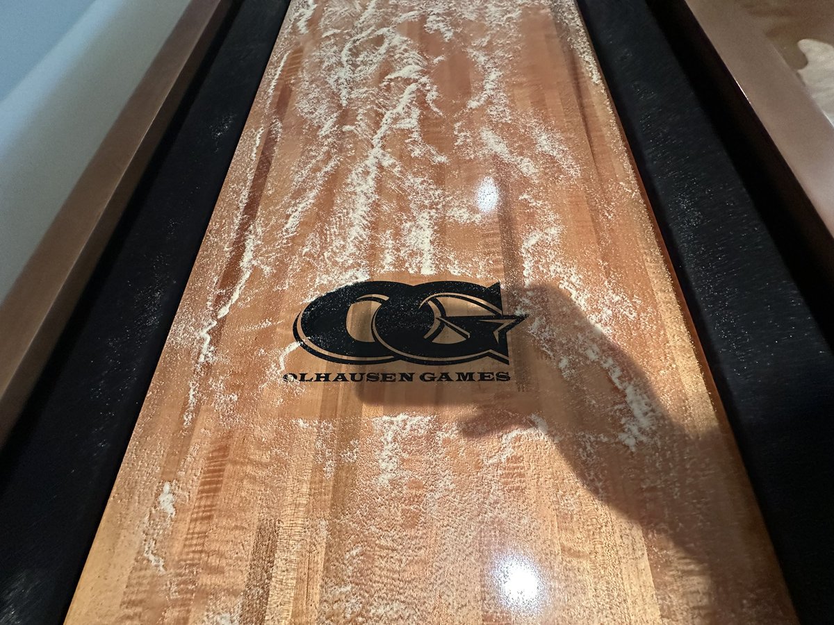 Plantmore1's tweet photo. Selling shuffle board table for my mom. 10’ Olhausen Games. About 15 yrs old. Very high quality. $2000obo where it sits in Moose Jaw. Probably $5k plus new today. https://t.co/T5VDci02zr
