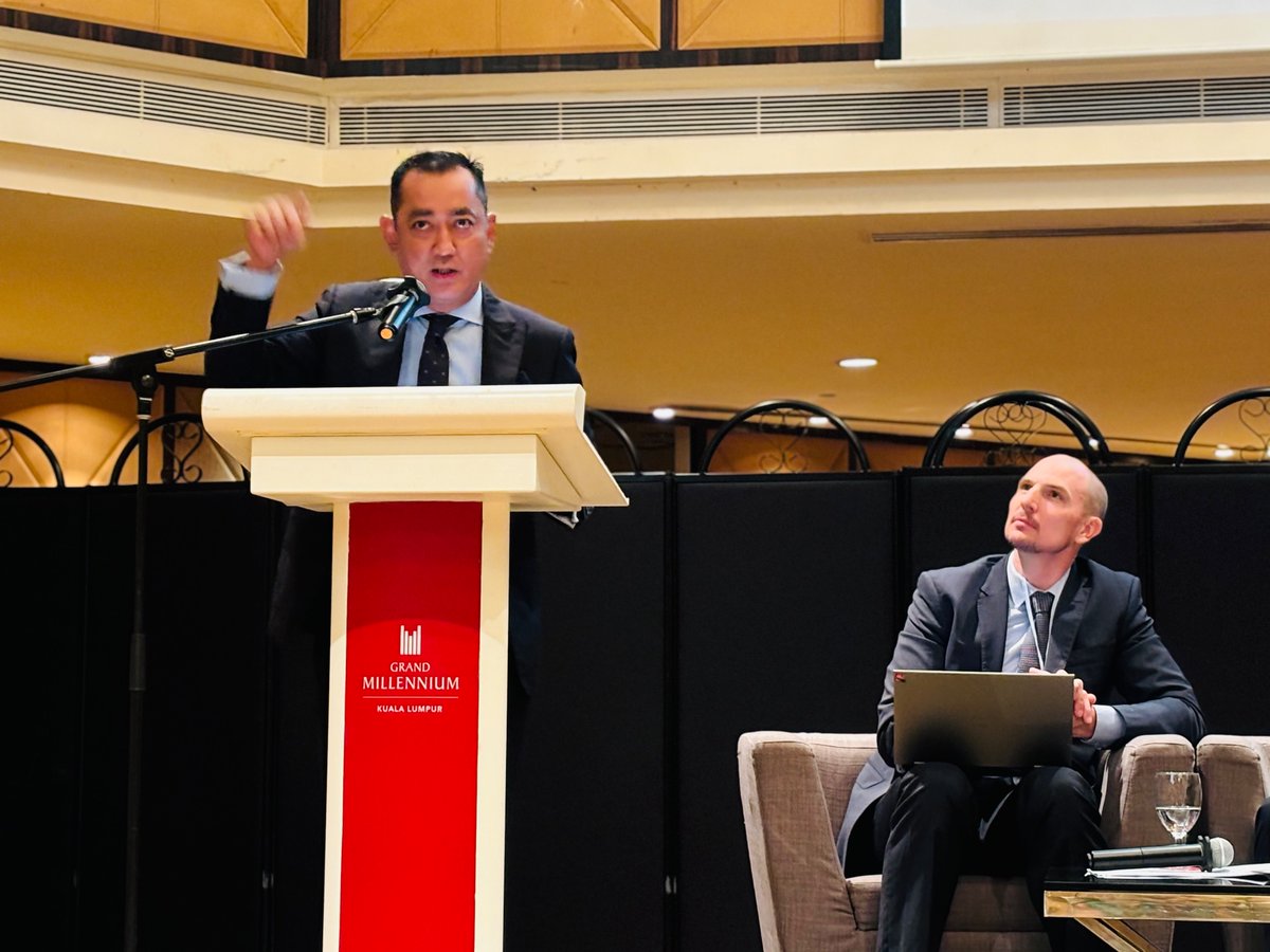 annika_wythes's tweet photo. Digging into #ForeignBribery challenges - legal frameworks, MLA, admissibility of evidence, etc &amp; good practices on how to “shift the game”!

➡️ Great insights from #1MDB #Malaysia, #Korea, #USA &amp; others on day 2 #IPEF Pillar IV Workshop in #KualaLumpur 🇲🇾

🙏🏻 @StateINL @OECDgov https://t.co/XTEHGW5vJr
