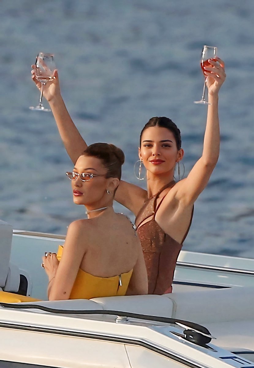 it girls ౨ৎ tweet media