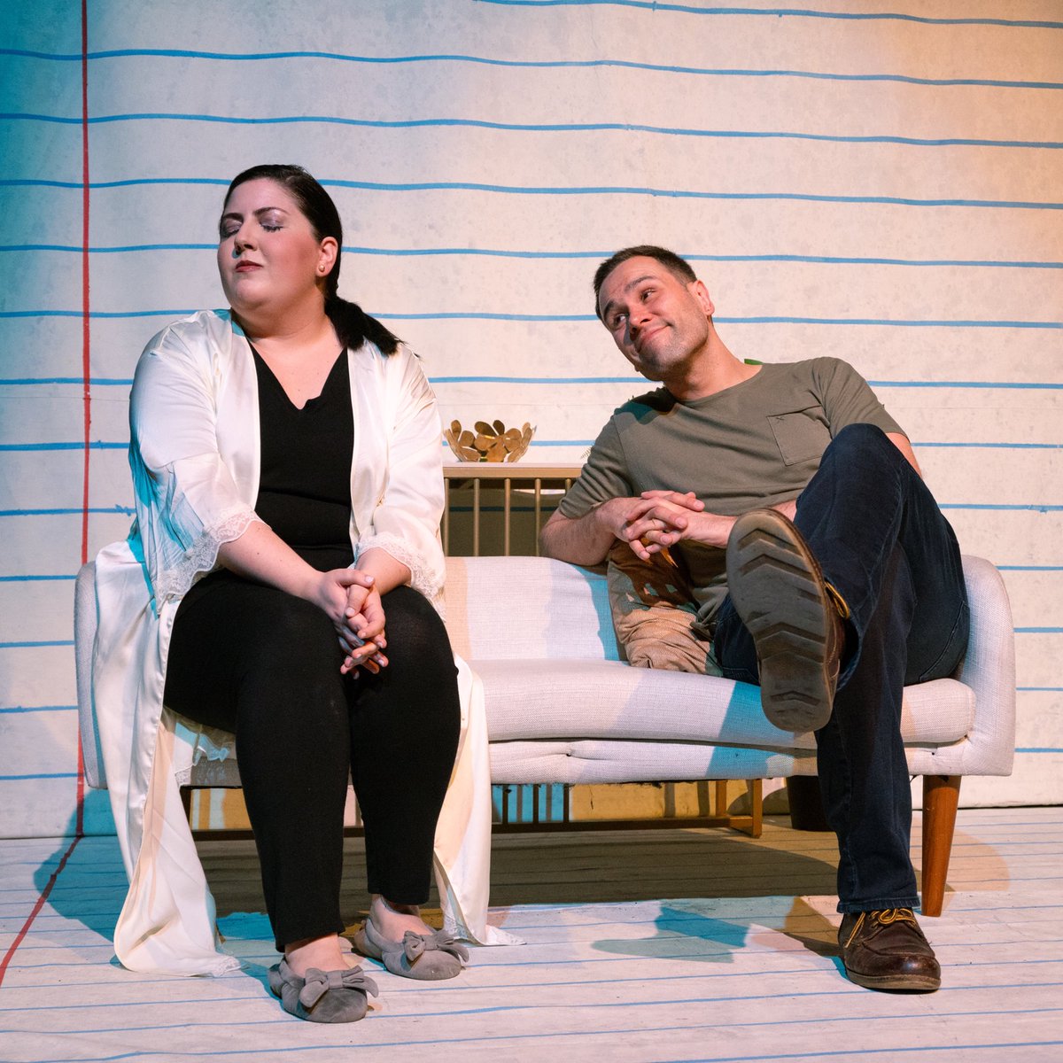 Ven a ver esta divertida comedia donde Sandra y Nacho deberán de intentar convivir civilizadamente por el bien de su hijo, aunque… es más fácil decirlo que hacerlo🫣 

“De Mutuo Desacuerdo” 🥊 

🗓️Viernes, 19:00 y 20:45 hrs 
🎟️Boletos en taquilla o en bit.ly/DeMutuoDesacue…