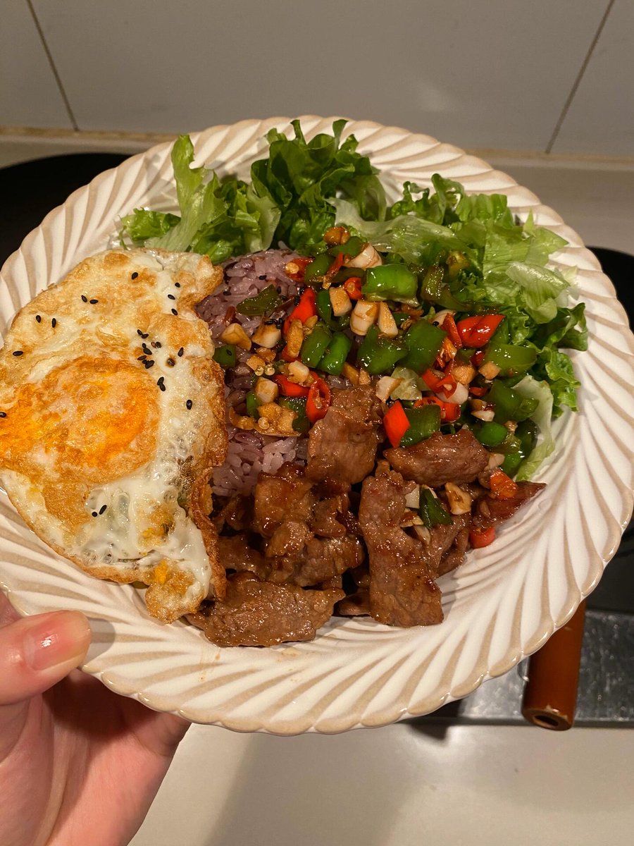 Samcersxa's tweet image. Self cooked dinner 😝🍽