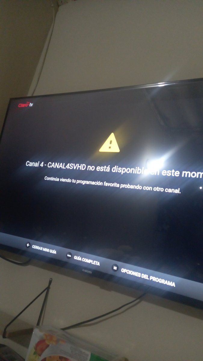 Marcel819's tweet photo. @sritarivera97 @claroelsalvador @Defensoria_910 Asi nos tienen tambien .. tipico por la mañana por la noche a todas horas, no son capaces de gestionar esta tecnología pero los recibos puntuales malisimo servicio https://t.co/tRrF5B7pGs