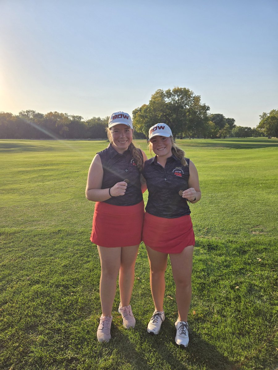 Tough day at Cambridge today. We came up just short of qualifying as a team finishing 7 shots backs of the final spot with a 394. There is a bright spot though Molly and Brynn Custer qualify individually. Proud of this group and their improvement in the year! Go Bow!
