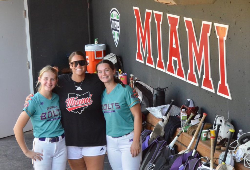 EmSnell4's tweet image. What a beautiful facility and campus.  Thank you Miami Ohio for a great pitching camp and team camp @aksnell04