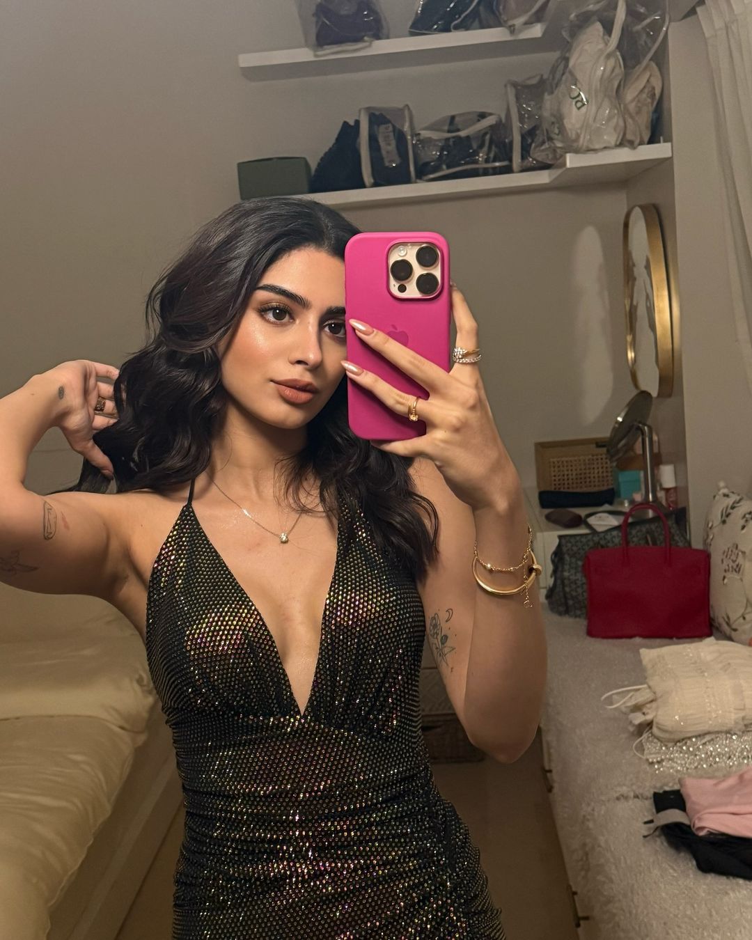 GZVgMsaa4AAy1EM?format=jpg&name=large