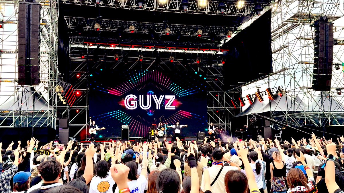ryo_sama_osaru's tweet photo. 2024년 부산락페스티벌!!!!
너무너무 즐거웠습니다!!!
함께 해주신 여러분 정말 감사드리고 다음공연은 12월7일 홍대 AOR 단독콘서트입니다!!
꼭 보러 와주세요!!
https://t.co/yB8XIca1U2
#GUYZ #가이즈
#흘린 #HLIN https://t.co/Bx3BDFl8BM