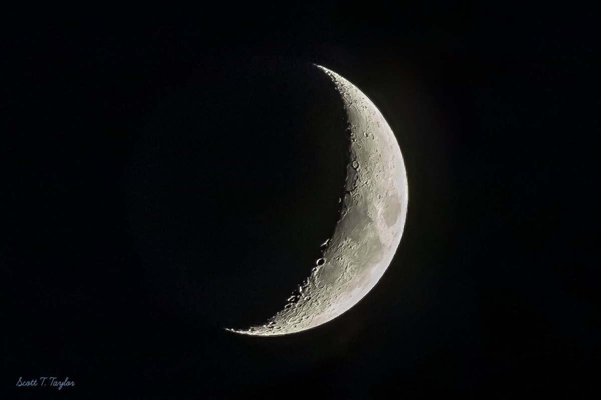Grallon's tweet photo. Tonight's 25% Waxing Cresent moon. #moon #cresent #lunar #nasa #canon @abc4utah @natwxdesk @KUTV2News @ThePhotoHour @fox13 @Storyful @NASA @KSL5TV @weatherchannel @WeatherNation @accuweather @PostMalone https://t.co/WXPQAIVsSZ
