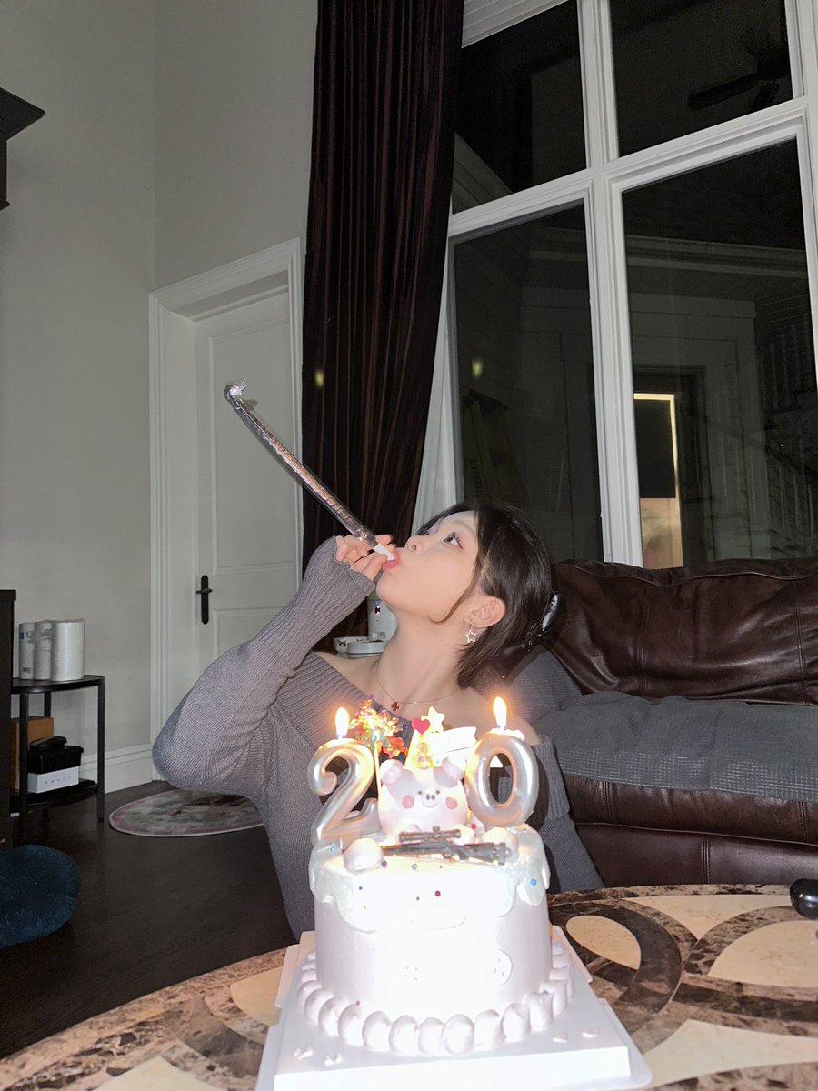 PiggyKiki tweet media