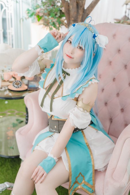 Twitterのコスプレ画像22