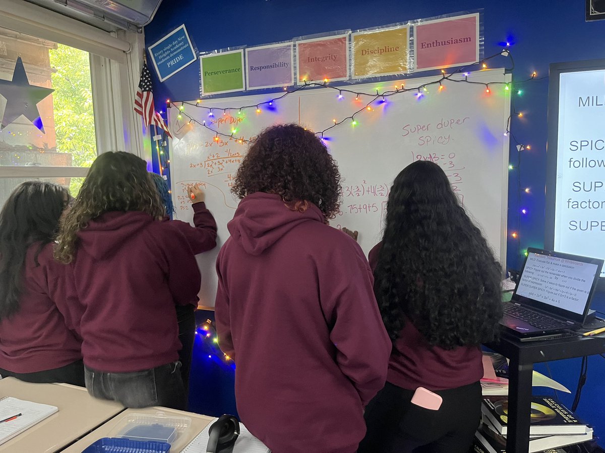 collinsnyc's tweet image. Today’s beauty - incredible #buildingthinkingclassrooms in full effect in #APPreCalculus class @NewHeightsACS this morning.