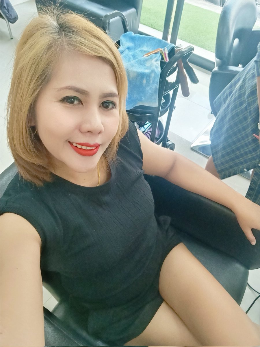 num_cha428 (นุ้ยชา) tweet media
