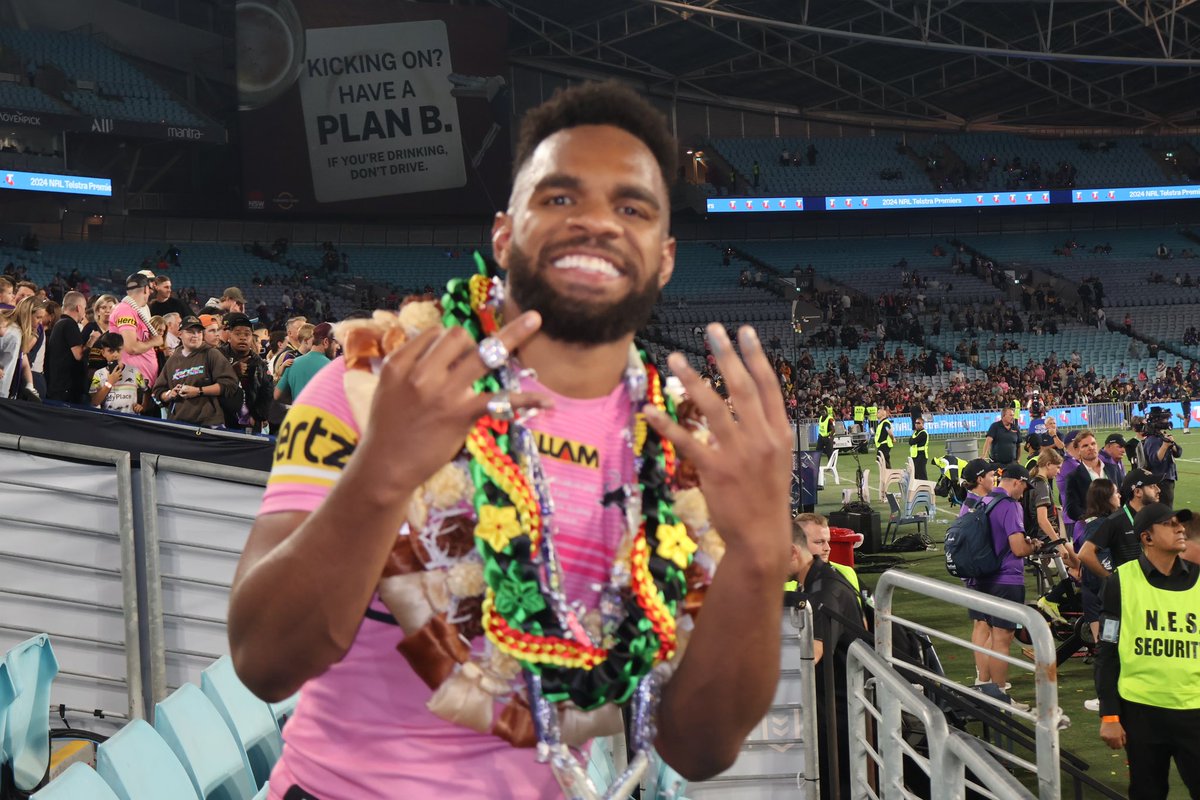 DelaiAllison's tweet photo. MOMO SEWA IS A TWO TIMER 💍💍 
#penrithpanthers #4peat https://t.co/O08IIdFYs2