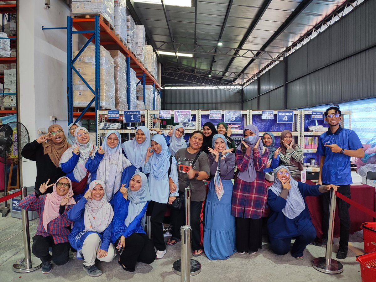 TribeKakchik's tweet photo. Rindu nak berperang lagi bersama Personal Shopper #MANTAPS. https://t.co/gBgBpjbUE8