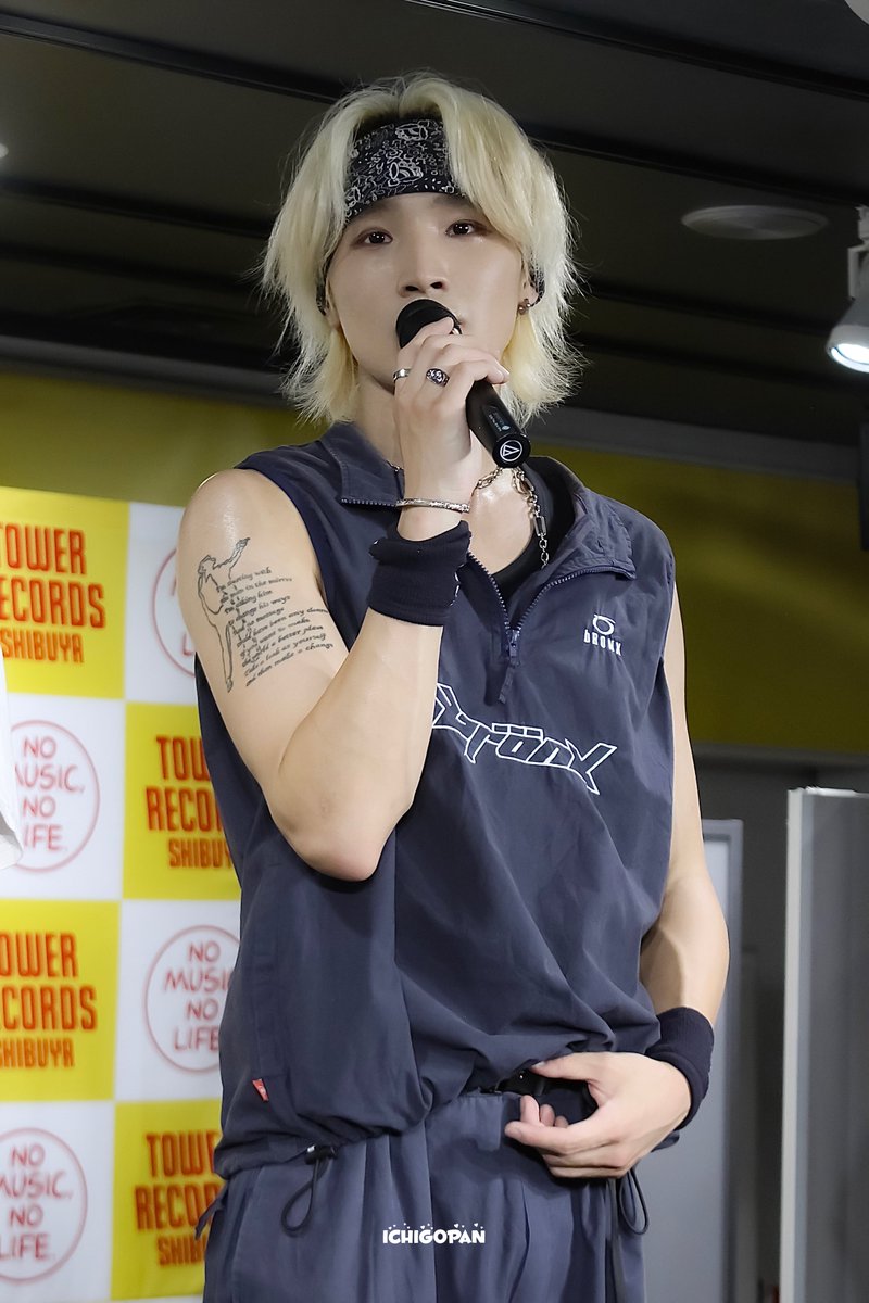 __meronyan5's tweet image. 241006 DefClass インストアライブ タワレコ渋谷 ꔛෆ

#DefClass #WON #DefClass_won #デフクラス
@DefClass_ @dc_won38864 #イチゴパンshoT