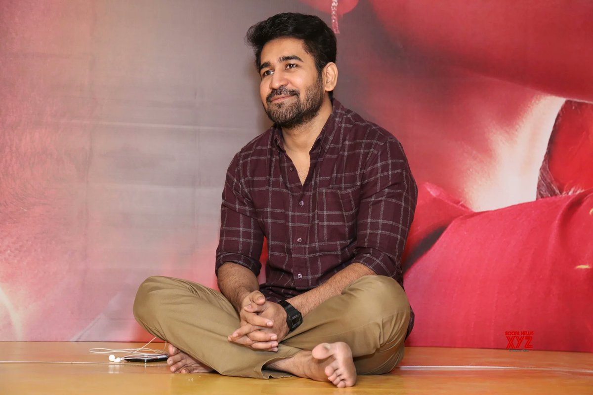 CineTimee's tweet photo. #VijayAntony’s Next Movie Directed By #LeoJohn (Known For Editing Attakathi, Pizza, Soodhu Kavvum And Indru Netru Naalai Etc !
Movie Shooting Has Been Completed And Post Production Work Currently Happening In Full Swing !
Congrats Debut Director @leojohnpaultw !
#VAFC12 |