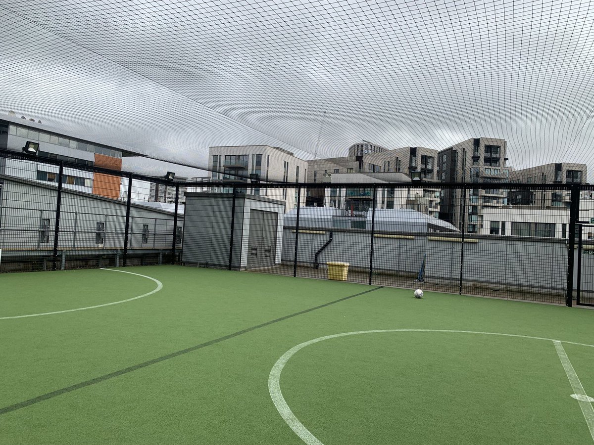 Nafsika Butler-Thalassis (@nafsikat) on Twitter photo Great visit to <a href="/MaryleboneSCH/">Marylebone Boys' School</a> with <a href="/Hamza_Taouzzale/">Cllr Hamza Taouzzale💚</a> with <a href="/CityWestminster/">Westminster City Council</a> and the NHS for the launch of the schools’ nursing service. Lovely to see the year 9 boys so engaged with learning about the 5 ways to well-being. A great school. Great visit to <a href="/MaryleboneSCH/">Marylebone Boys' School</a> with <a href="/Hamza_Taouzzale/">Cllr Hamza Taouzzale💚</a> with <a href="/CityWestminster/">Westminster City Council</a> and the NHS for the launch of the schools’ nursing service. Lovely to see the year 9 boys so engaged with learning about the 5 ways to well-being. A great school.