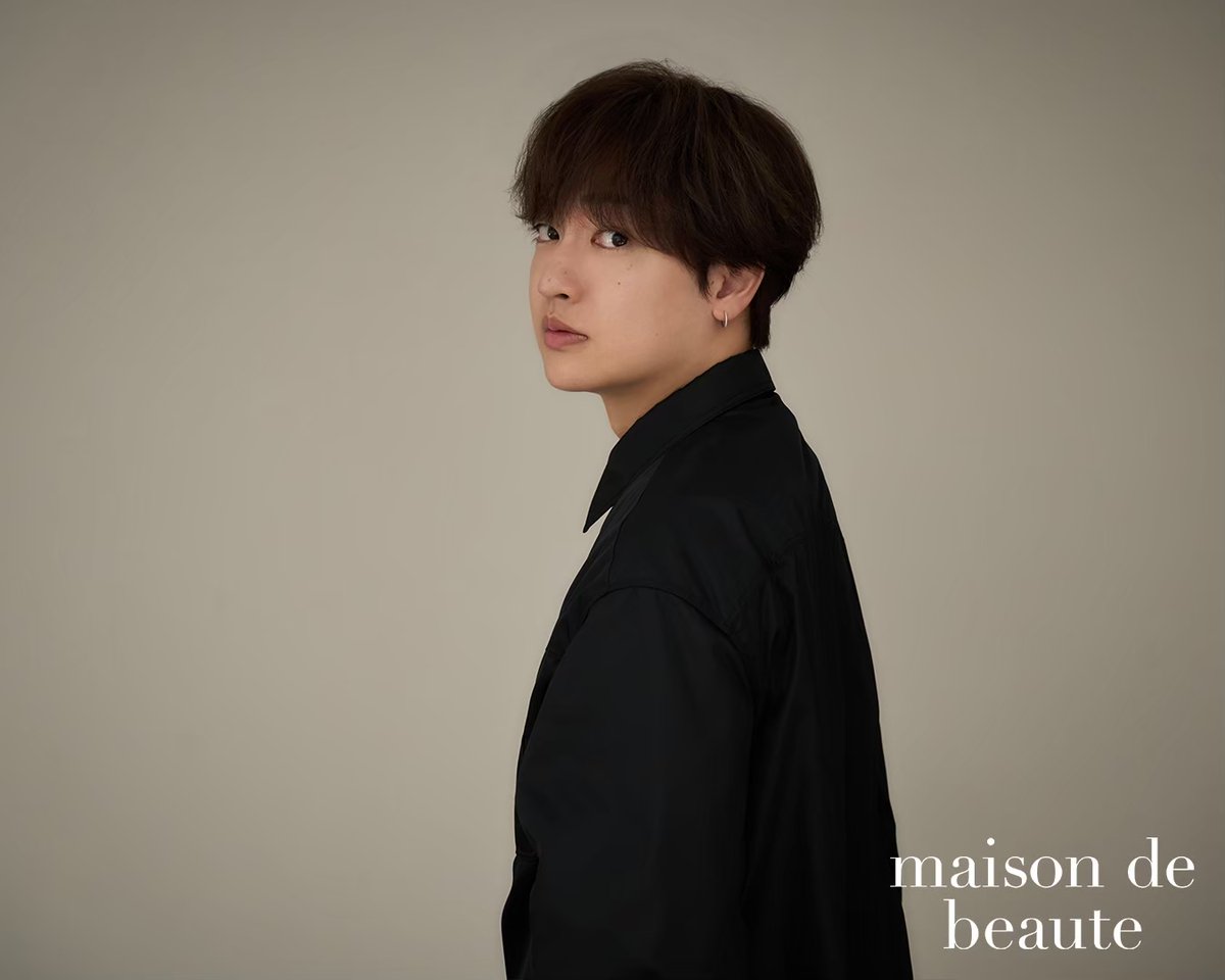 beaute_tokyo's tweet photo. ホストの場合、自己肯定感が高い人は自分自身への信頼感みたいなところが人を惹きつけるキラキラした魅力になるだろうし。低くてもだからこそ人の気持ちが敏感にわかったり、今こういう感じかなって察する力も強いから、そこで適切な対応ができるっていう点もある。
（歌舞伎町『VELVET』ロイさん） https://t.co/RAXG2oz8eq