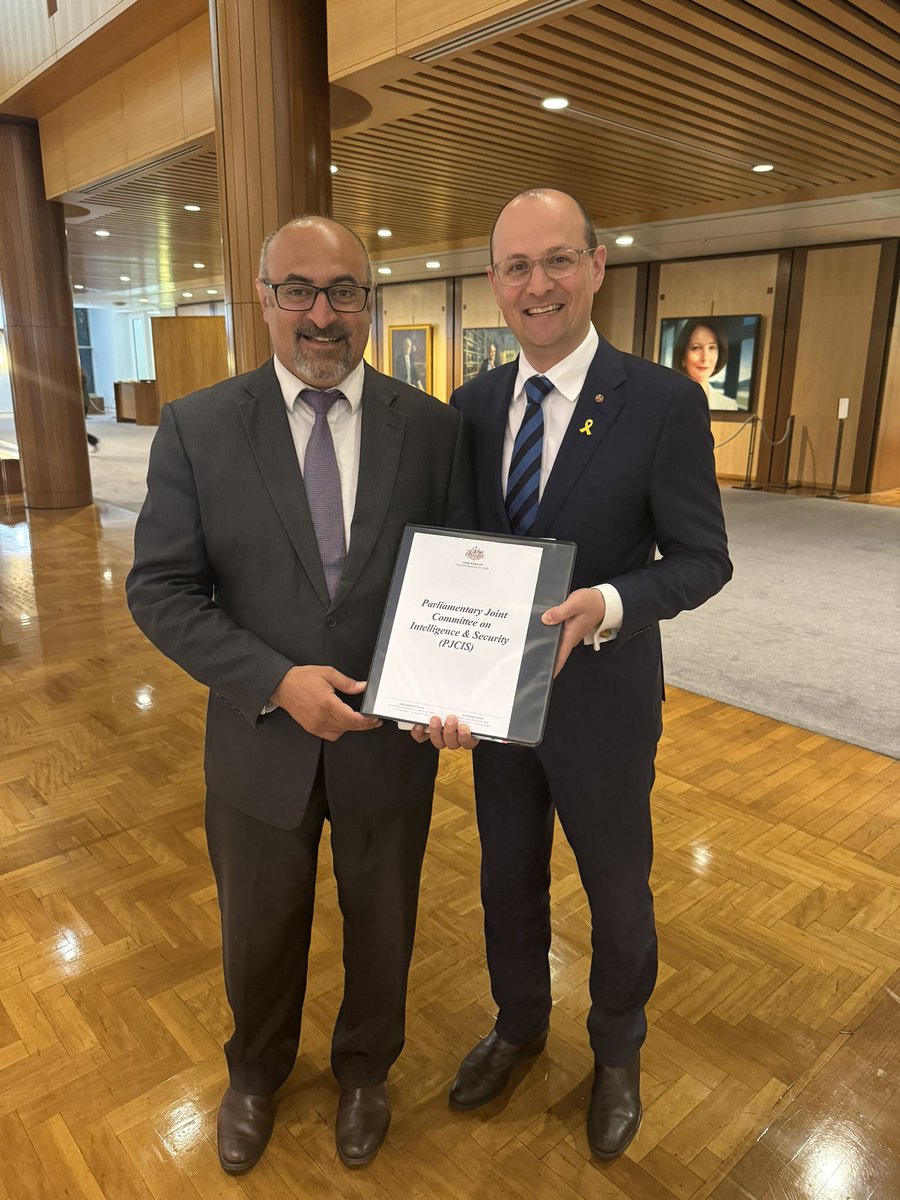 PeterKhalilMP's tweet photo. The changing of the guard! 

Today I stood down as Chair of the PJCIS to focus on my new role as Special Envoy for Social Cohesion. 

As @SenRaffCiccone steps into the role, I know he will lead with a dedication and unwavering commitment to Australia’s national security. https://t.co/K8oK3SZqgc