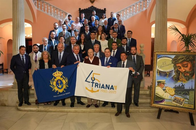 Presentación del cartel conmemorativo del 45 aniversario de la Banda de las Tres Caídas, emblema musical de Sevilla