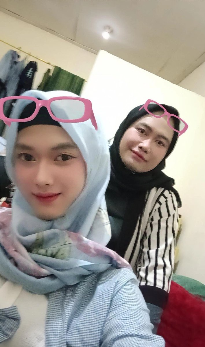 🥰 
#cdercantik #cderjkt #cderbsd #cderhijab #Crossdresserjakarta #Crossdresser #shemaleindo #cdermuslimah #shemalehijab #wariabsd #wariajkt