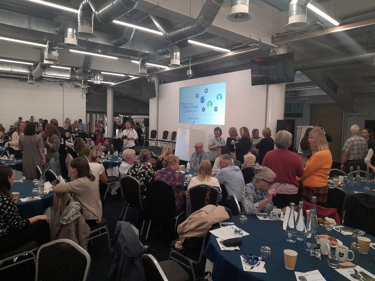 Andrew Cornwall 🍊 tweet media