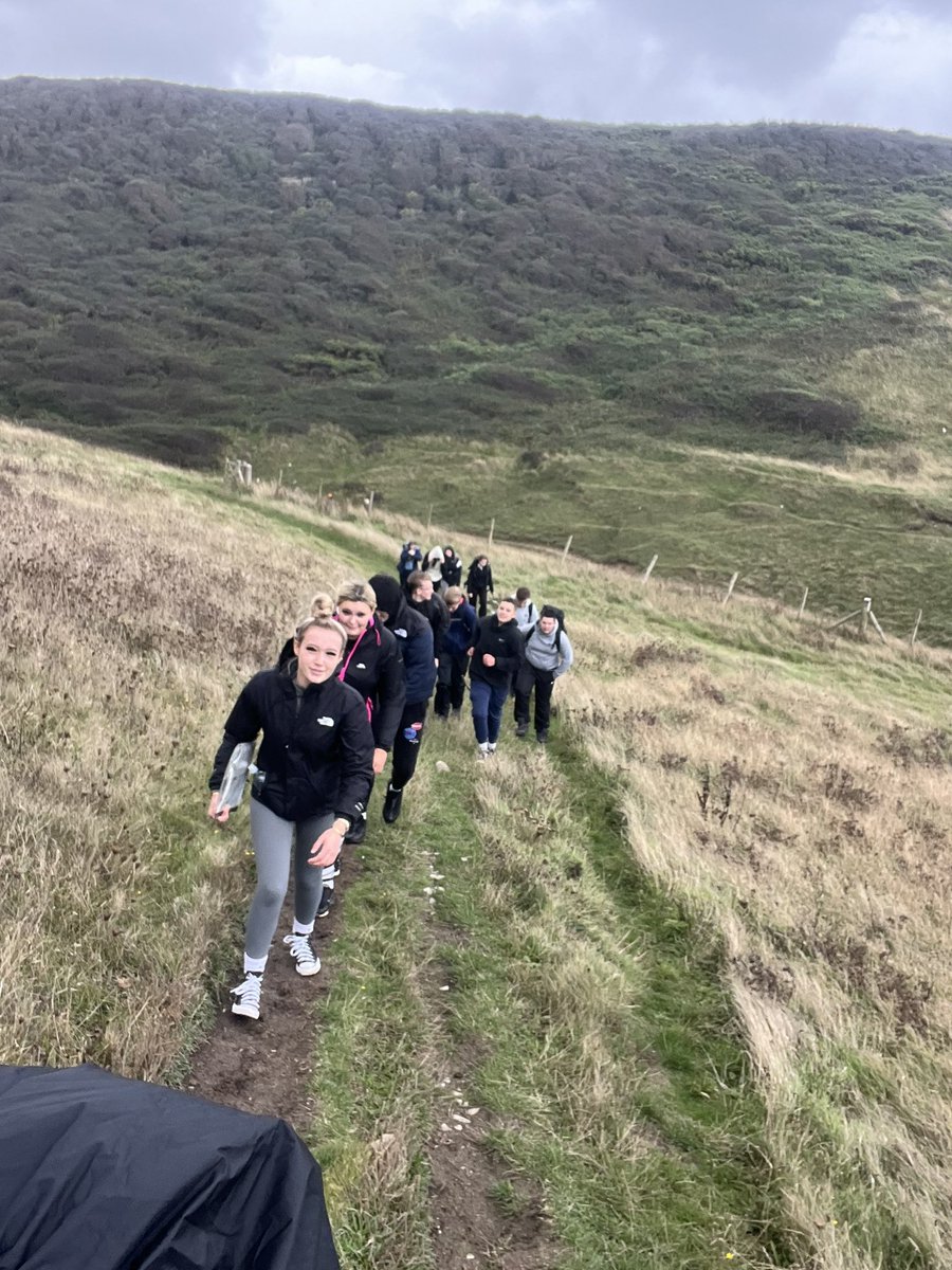 Awyr Agored Garth Olwg tweet media