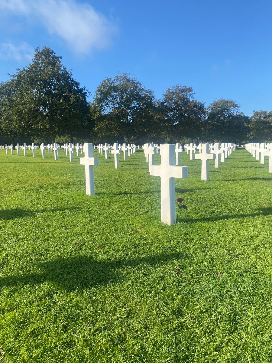 Omaha Beach 🇫🇷🇺🇸 <a href="/ChilternA/">ChilternAcademy</a> @JenJensTweetss