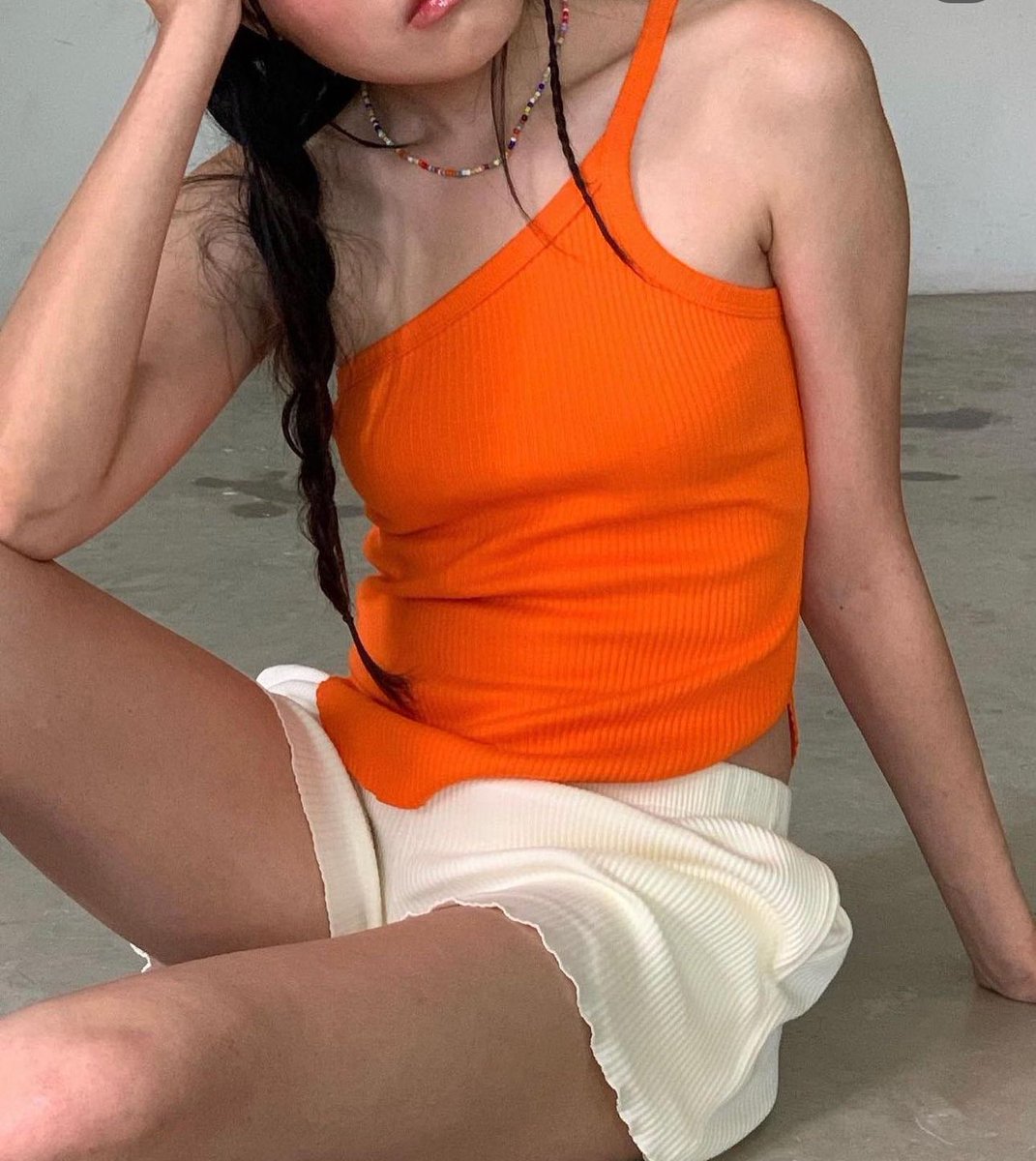 __miinwa's tweet photo. Kara top orange 390 free shipping (from720)
No defect , one size

#imnotamorningpersonofficial #vghbkk #uxryclub #fallenangels_store #ส่งต่อraccoonclub #y2kthailand #cintageshop #ส่งต่อเสื้อผ้ามือสอง #เสื้อผ้ามืองสองสภาพดี #โล๊ะตู้เสื้อผ้า https://t.co/6vLyjojWHB